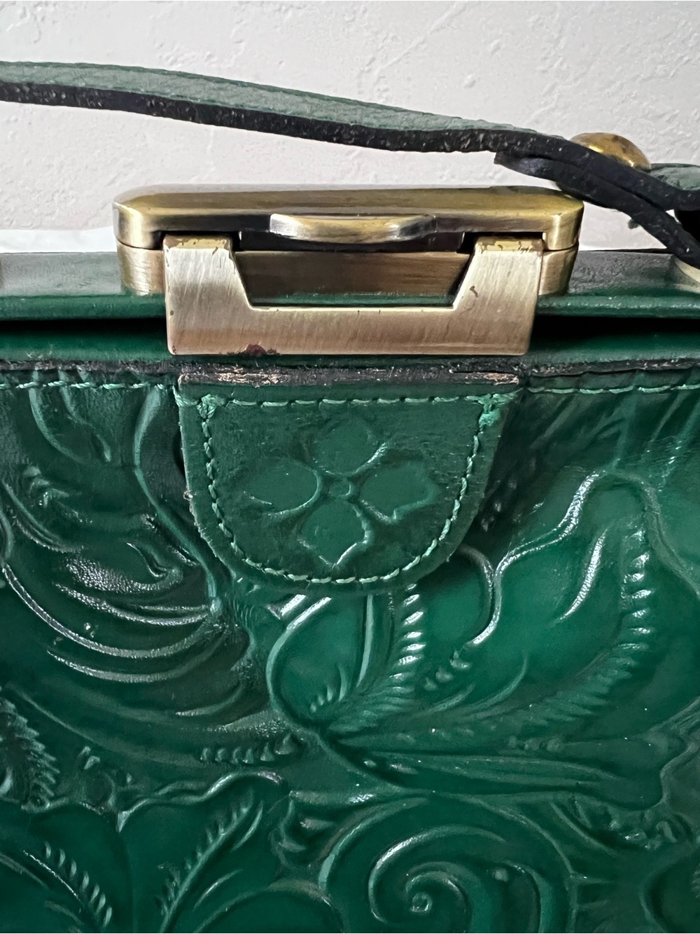 Patricia Nash Leather satchel with top handle and detachable crossbody - Picture 8 of 10